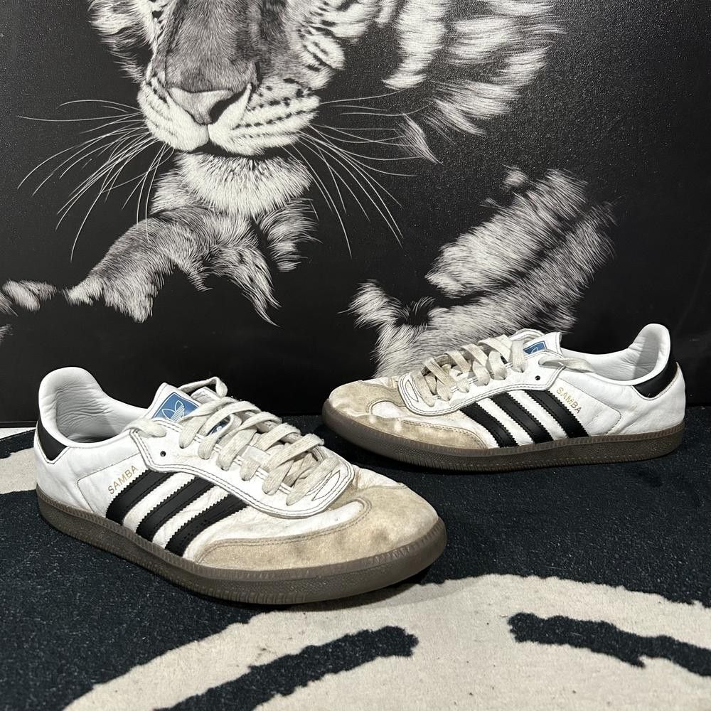 Adidas Samba ADV GZ8477 Athletic Sneaker Men's 11 White Leather Lace-Up 3-Stripe